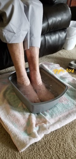 Foot soak with warm water and epsom salt